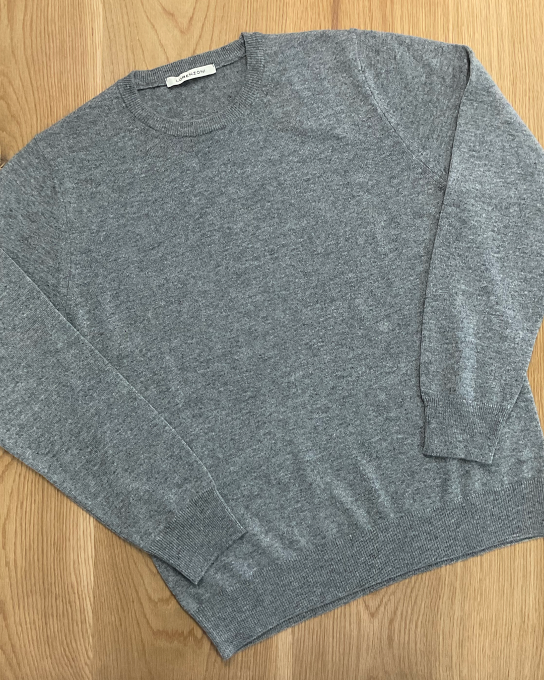 Long Sleeve Crew Neck Cashmere Sweater - Grey