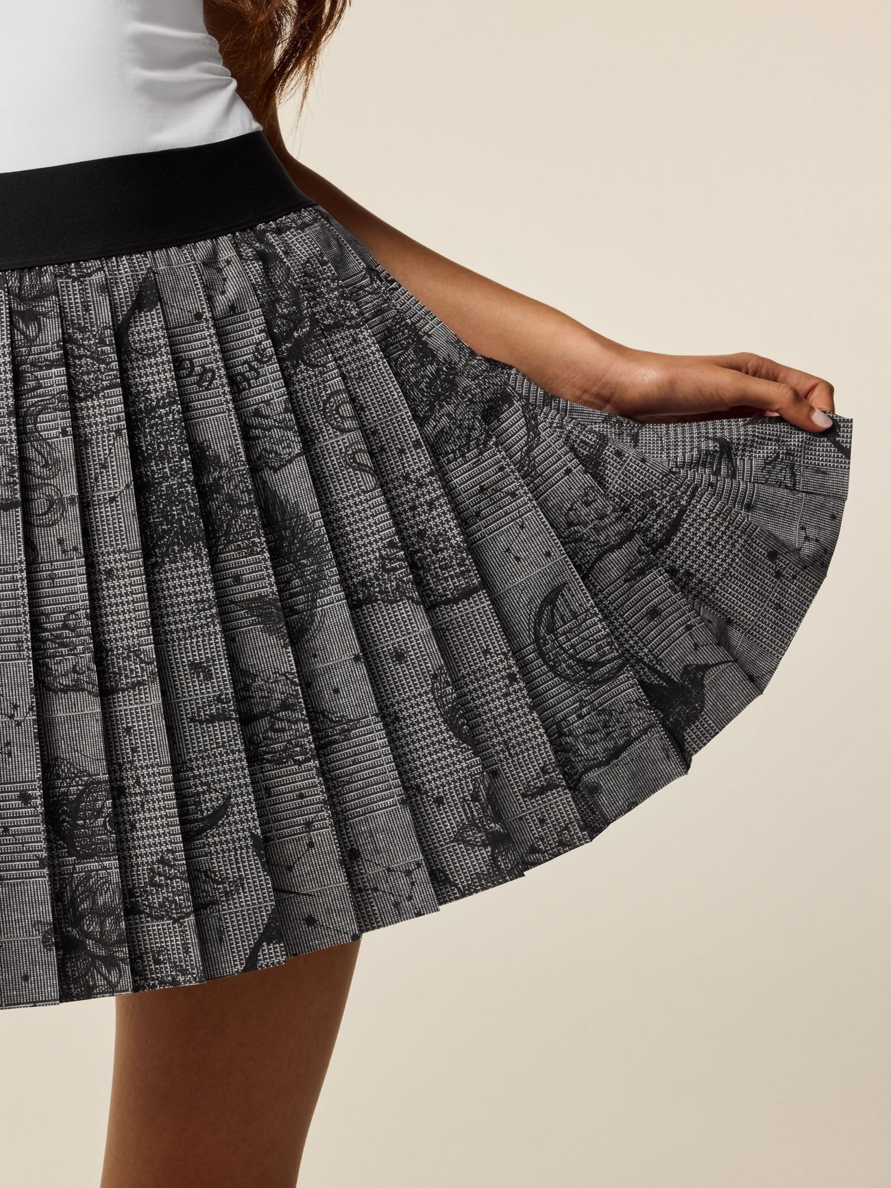 Greyson Moon Diamond Plaid Leo Golf Skirt Smoke Heather