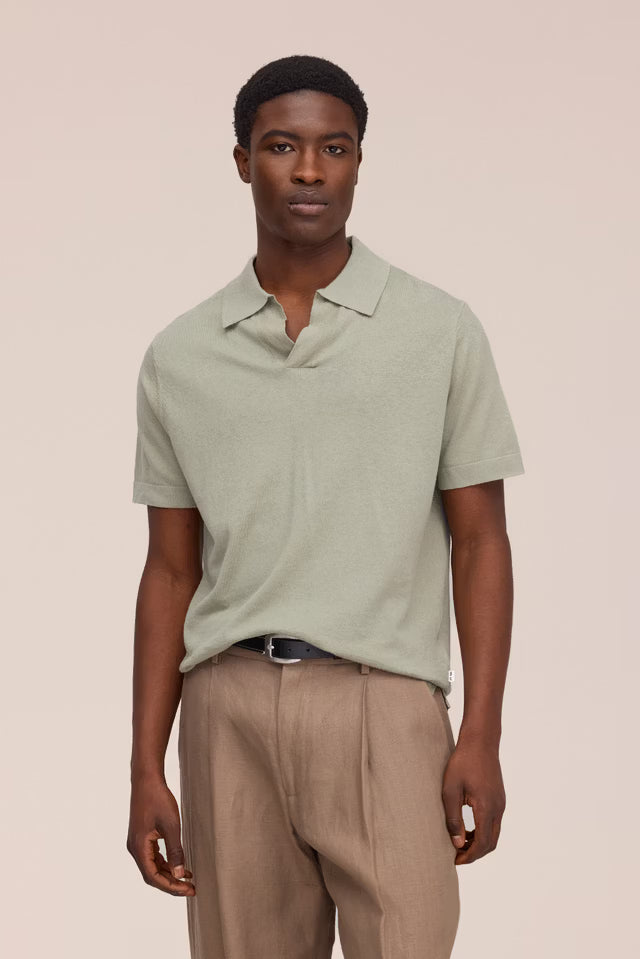【新品未使用】Nala Polo knit Ryan Knitted Linen Blend Polo - Sage Green | NN.07 – Q. Contrary