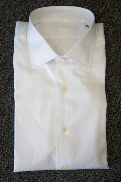 Dress shirts every man should have