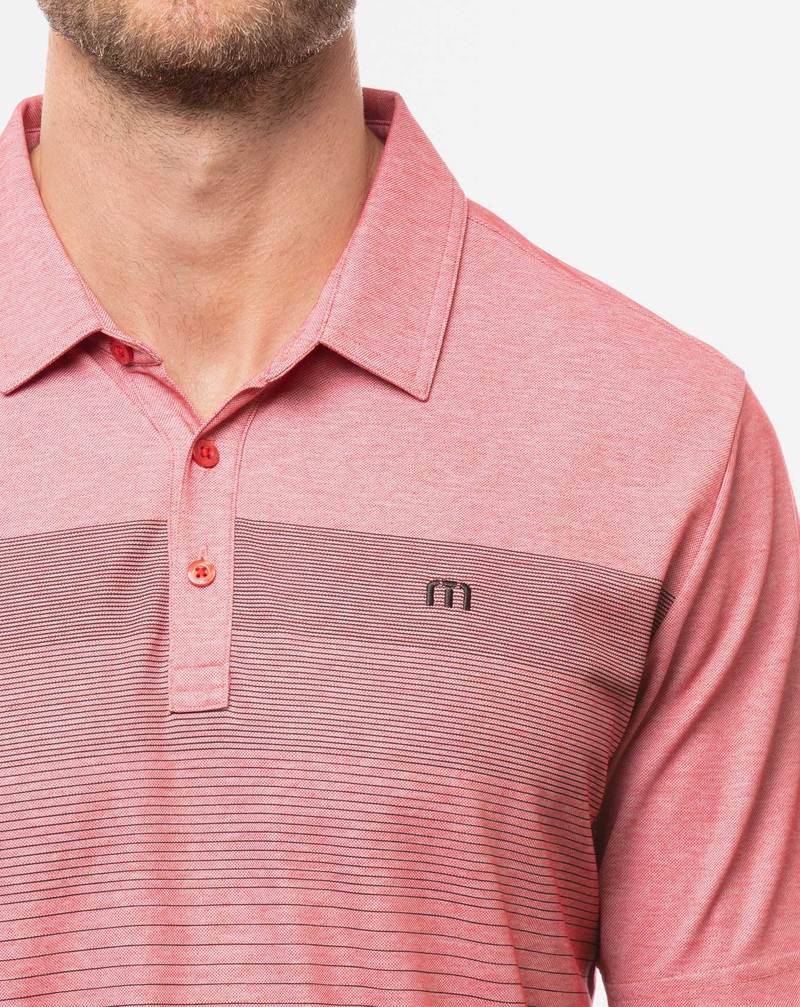 Keeping It Clean: How to Clean Your Golf Clothes