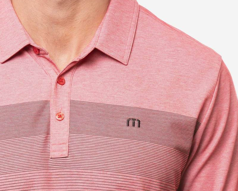 Keeping It Clean: How to Clean Your Golf Clothes