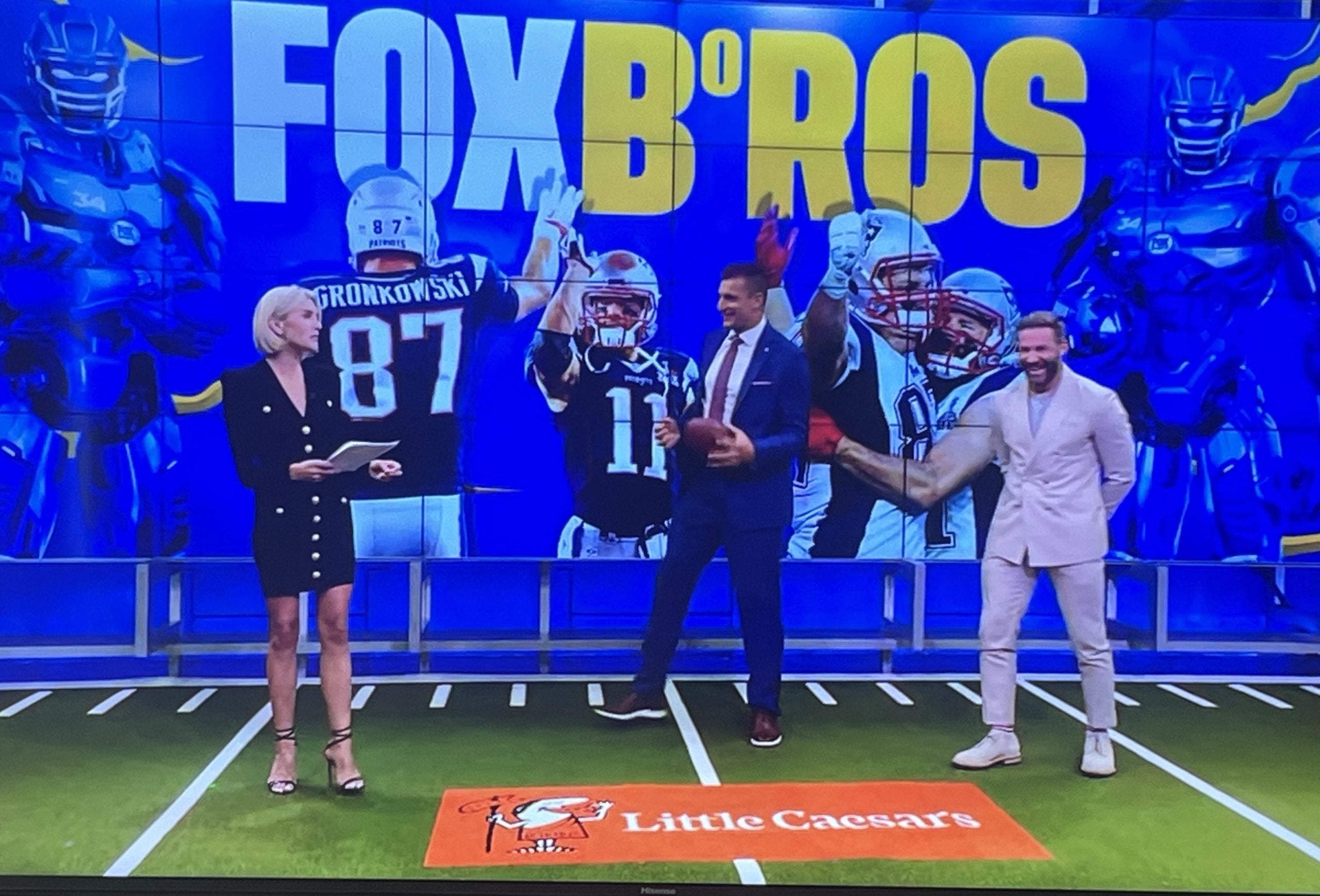 NFL Fox Sunday Kickoff Style – Week 2