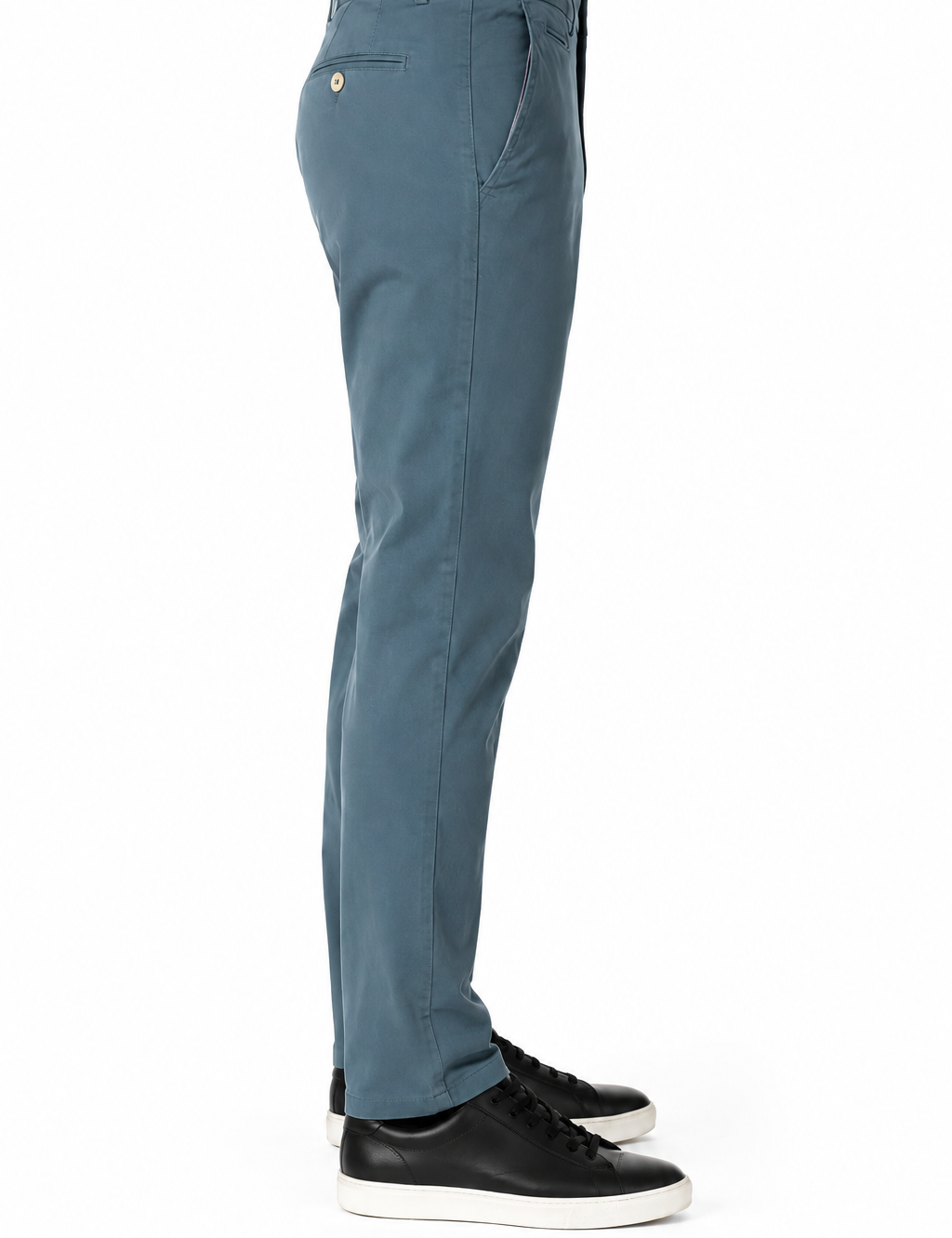BallinAtwaterFit-494CharBlue2.png