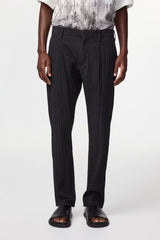 Bill Seersucker Pleated Pant - Black | NN.07
