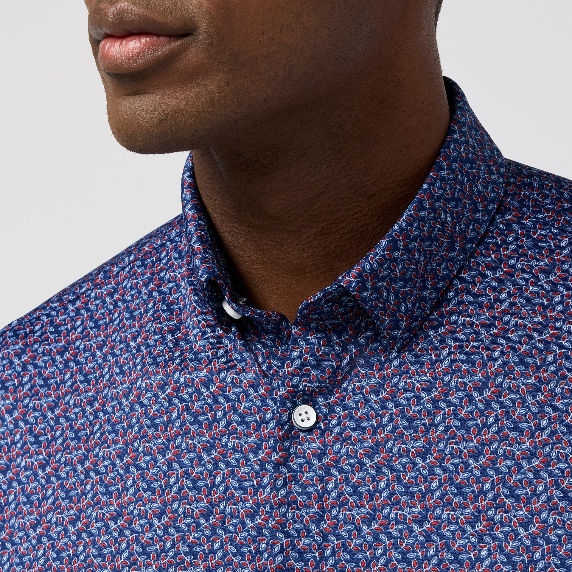 Midnight Navy Variegated Leaf Halyard Short Sleeve Mizzen+Main