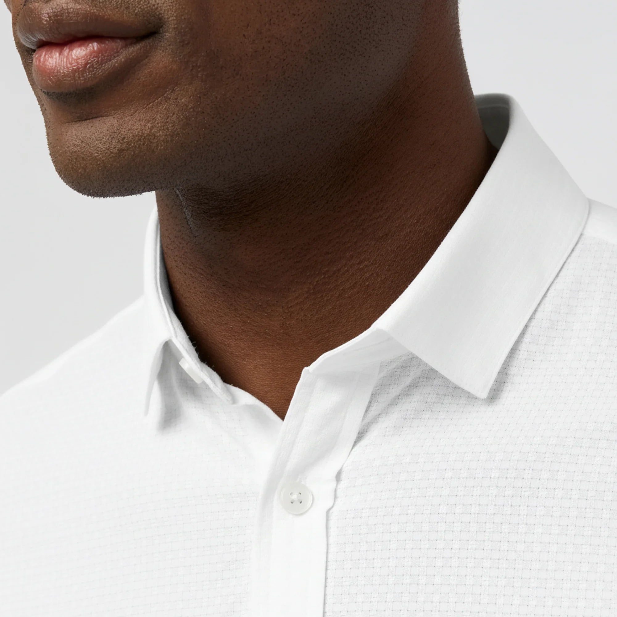 Mizzen and Main Porter Short Sleeve White 