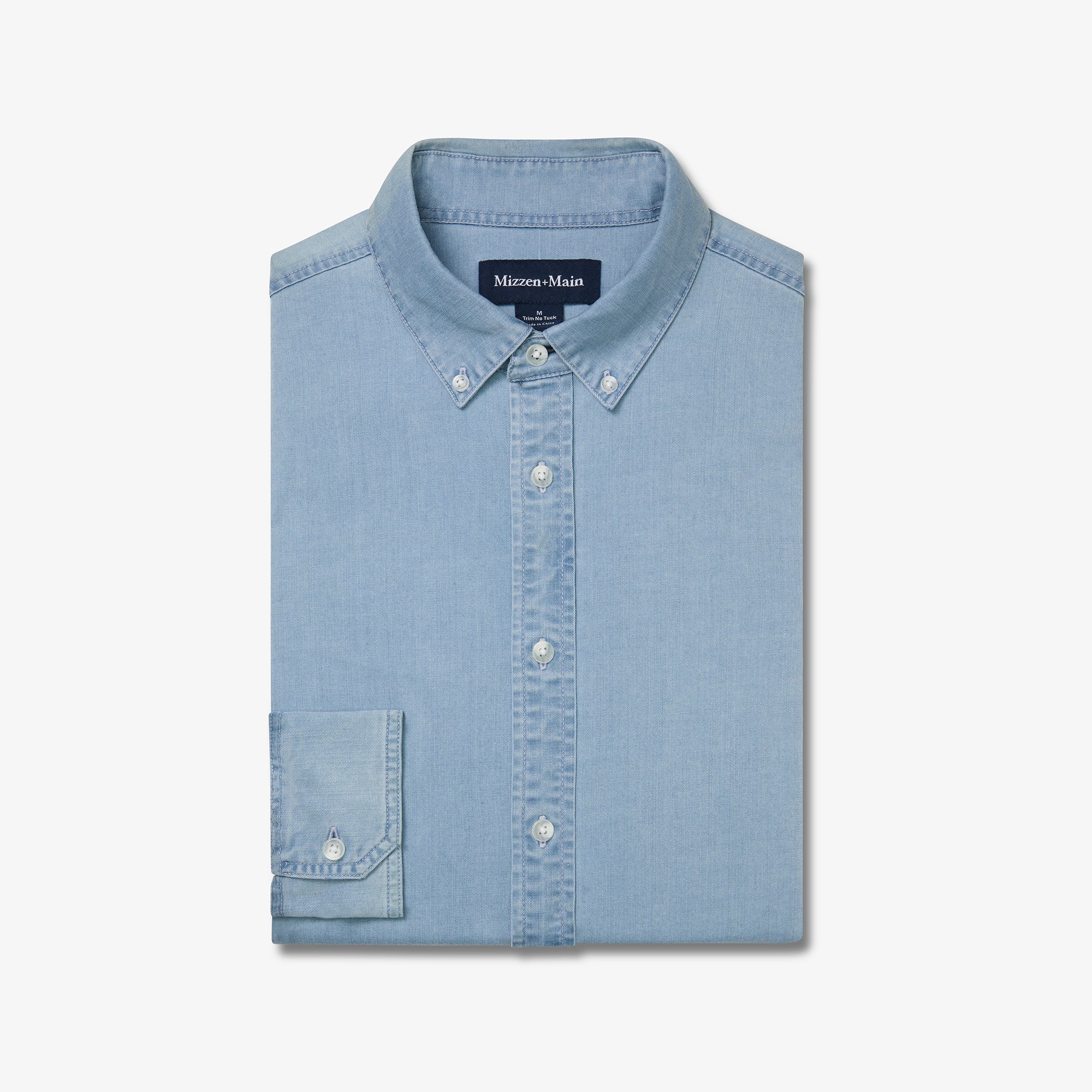 chambray dress shirt Mizzen + Main No Tuck Nash Shirt Light Wash / Large Classic