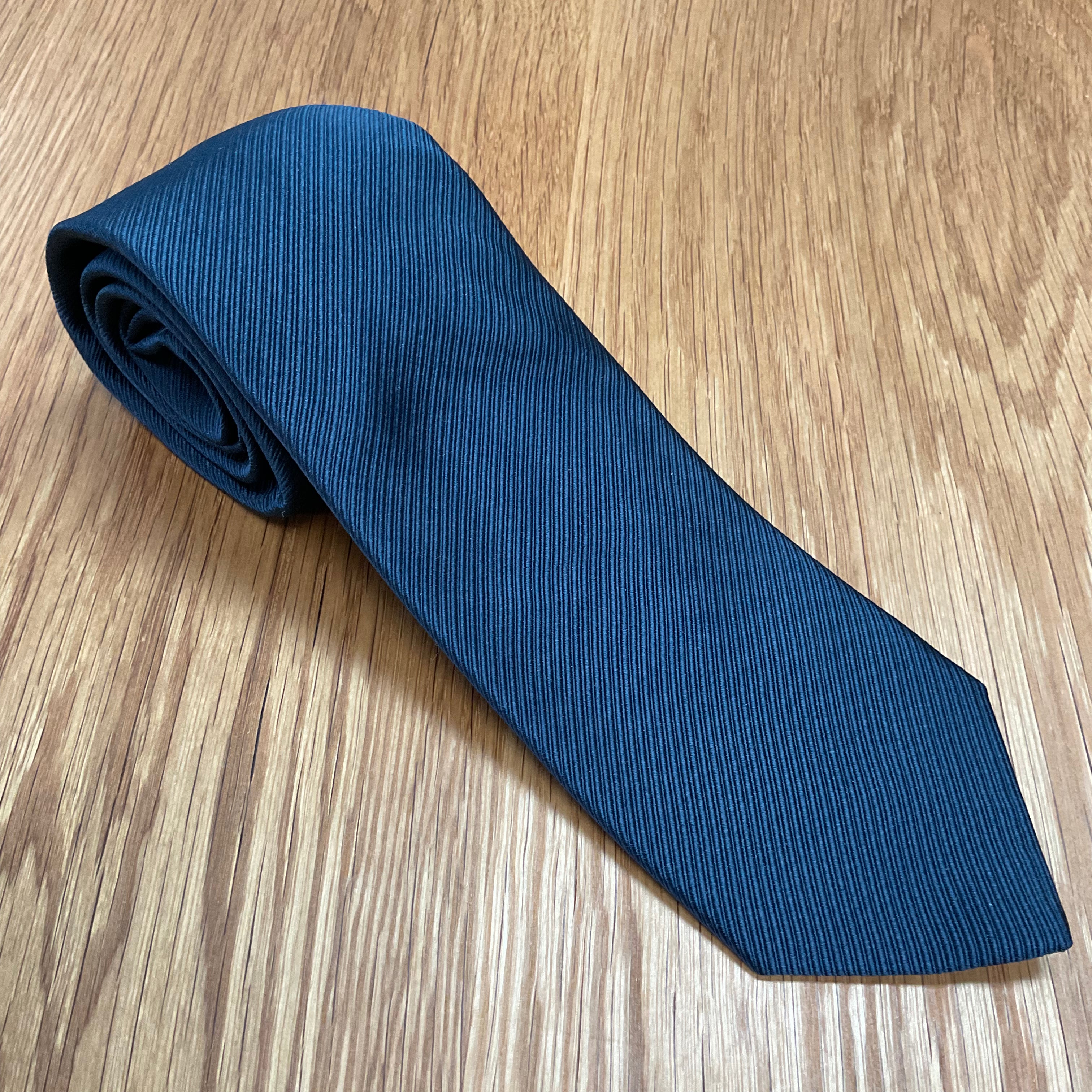 Navy Solid Twill Silk Tie David Donahue