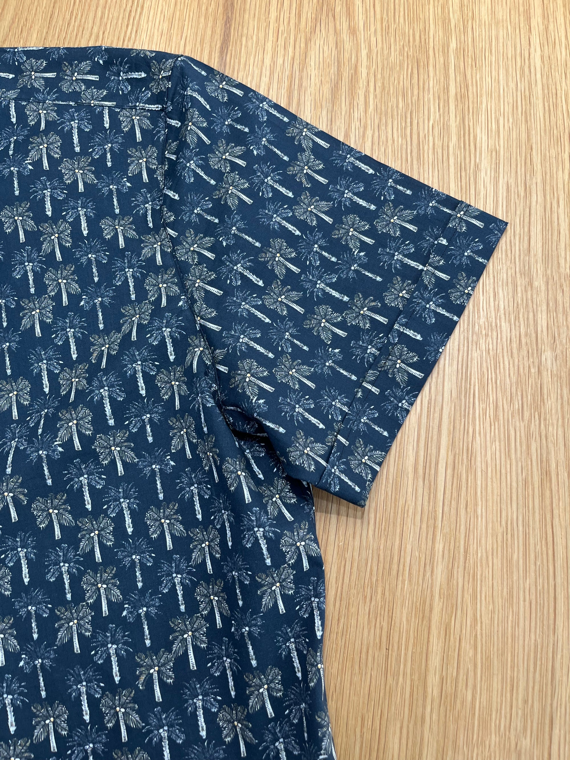 Navy Palm Tree Print Short Sleeve Shirt Q. Contrary