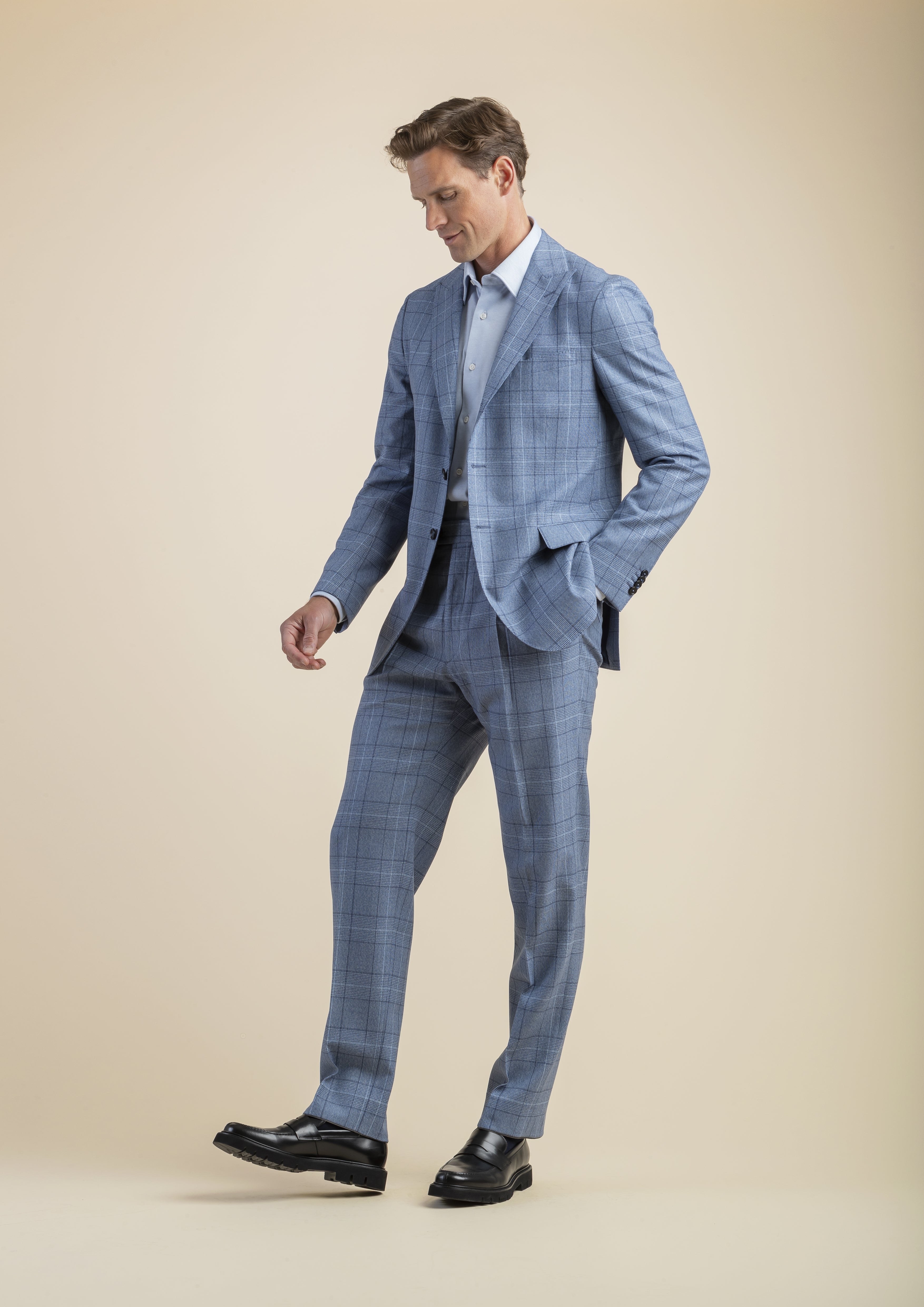 Q_Contrary_Mens_Custom_Suit.jpg