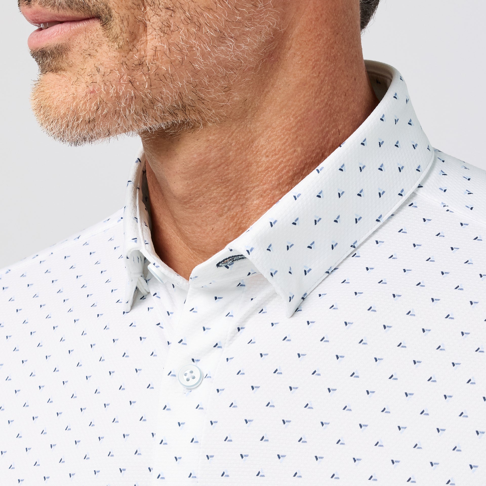 White Tossed Triangle Halyard Short Sleeve Mizzen+Main