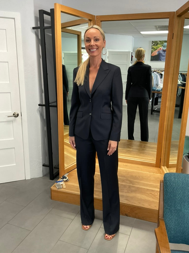 Womens_Custom_Suit_Q._Contrary_1_5a983285-b2f2-4911-aa10-6a2a4af77212.jpg