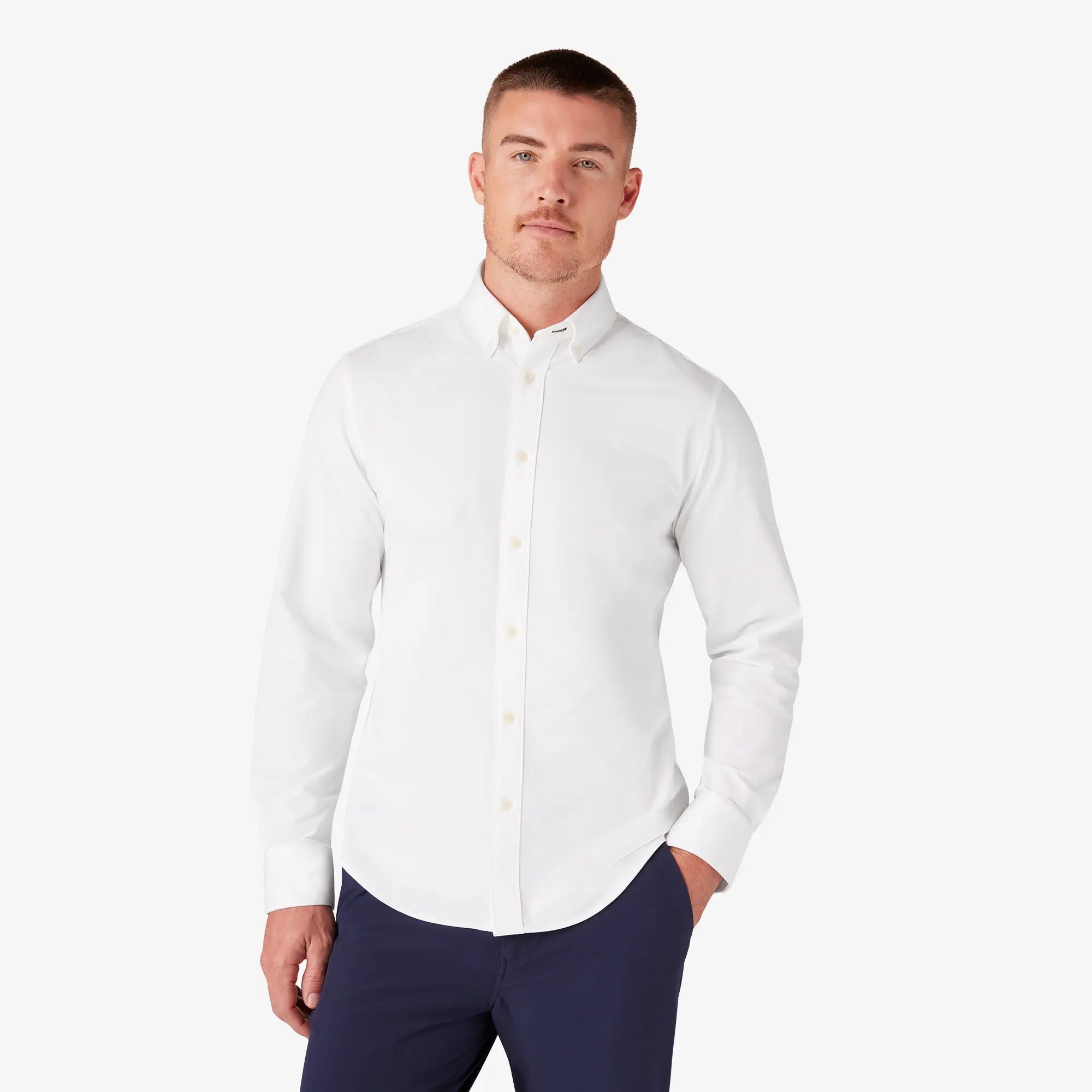 white mizzen and main ellis oxford shirt 