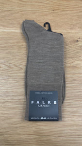 airport brown falke socks 
