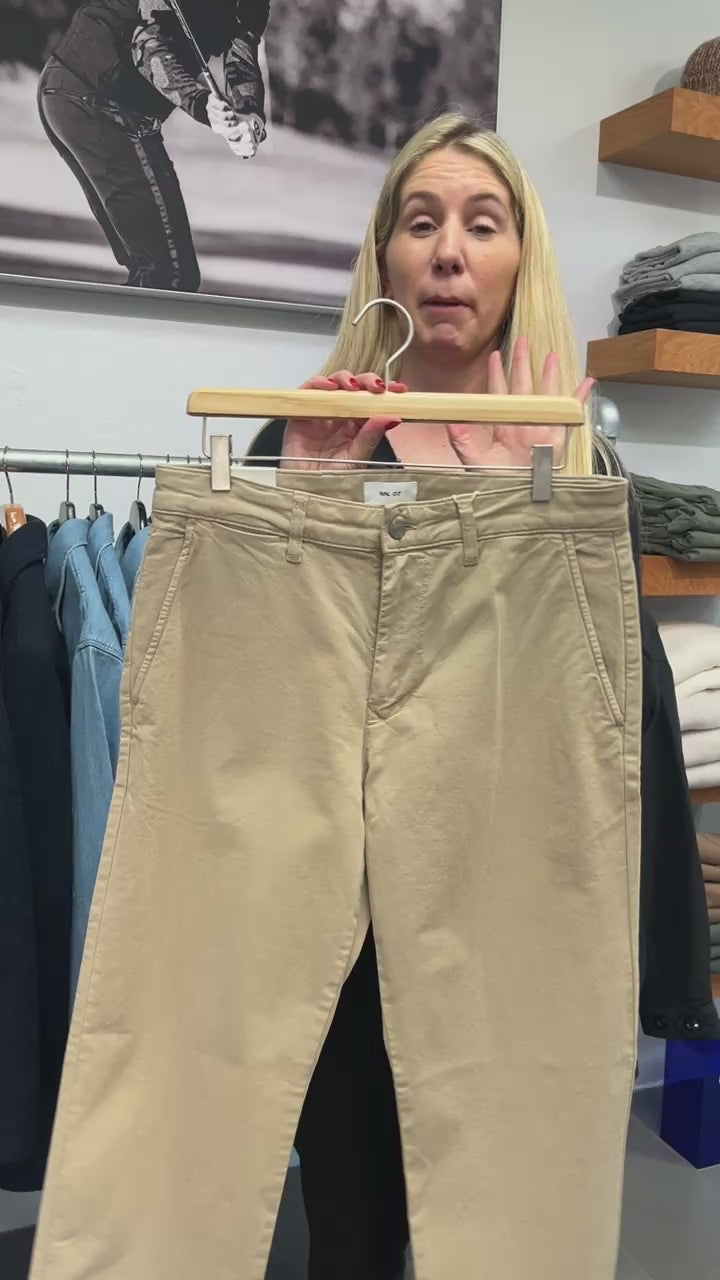 Aden Straight Leg Chino In Khaki Beige From NN.07